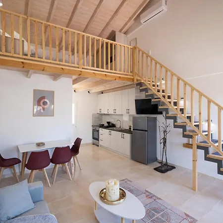 Loft Matina * نافبليو