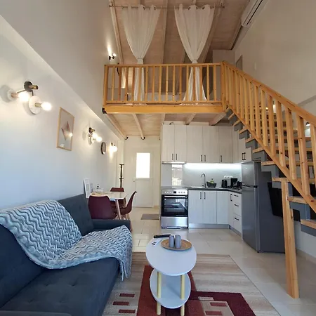 Loft Matina 纳夫普利翁